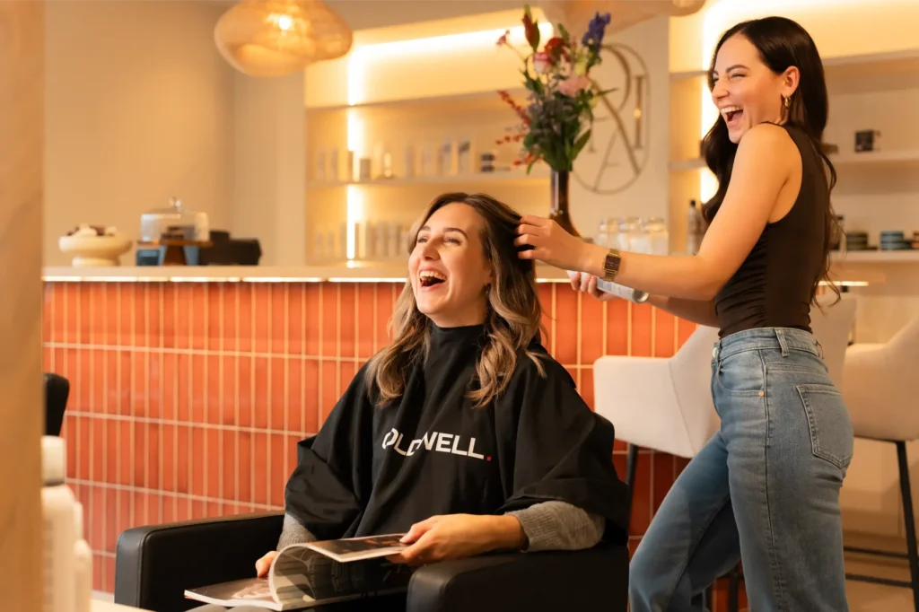 Knippen ONIA Beautybar in Kootwijkerbroek